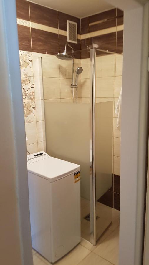 Apartament W Spokojnej Okolicy Lägenhet Gdańsk Exteriör bild